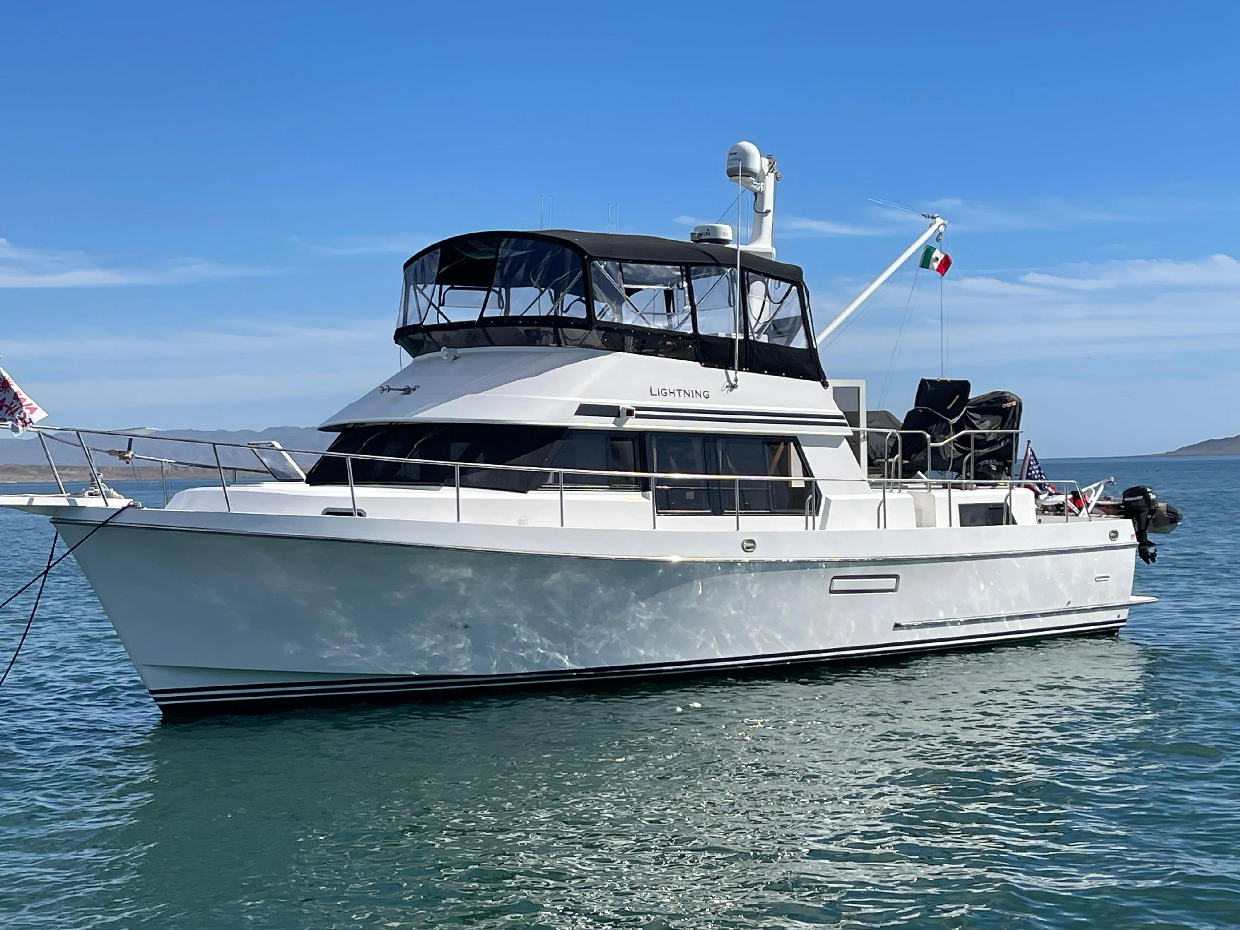 Ocean Alexander 46 Yacht Charter